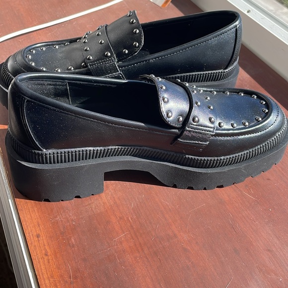 Like New BCBG Loafers - Picture 2 of 4